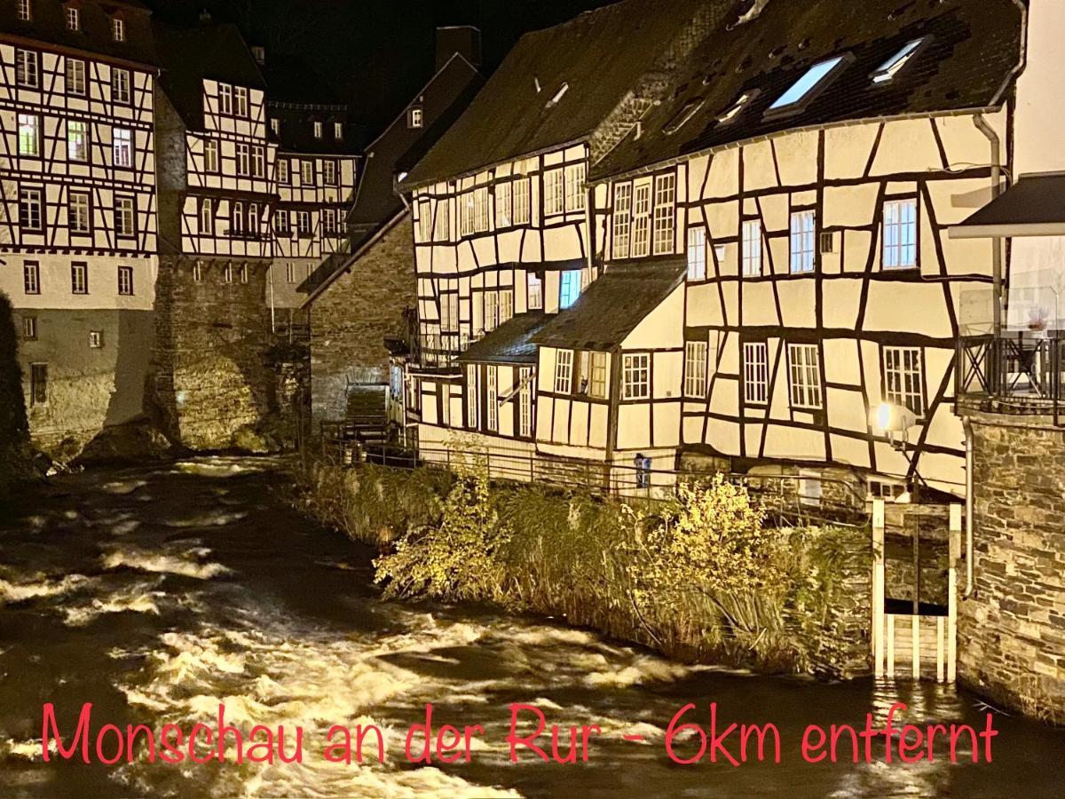 Hof Vierzehnender Im Hohen Venn - 70Qm Fachwerk-Studio - Grosses Wohn-Schlafzimmer Mit Dachterrasse Und Kaminofen - Separate Kueche - Perfekt Fuer Paare - Monschau - Eifel - Hunde Willkommen - Islandpferde Exterior foto