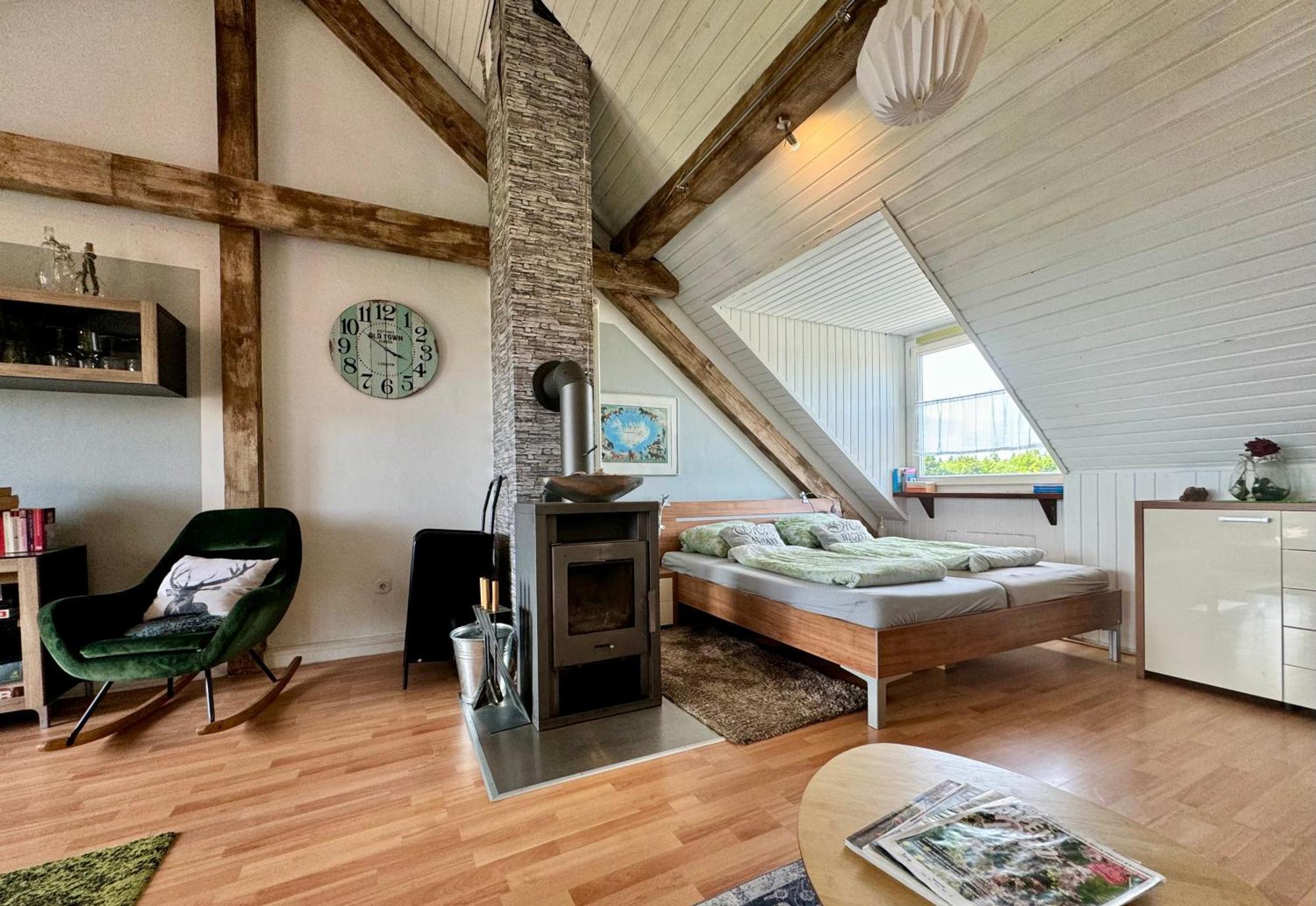 Hof Vierzehnender Im Hohen Venn - 70Qm Fachwerk-Studio - Grosses Wohn-Schlafzimmer Mit Dachterrasse Und Kaminofen - Separate Kueche - Perfekt Fuer Paare - Monschau - Eifel - Hunde Willkommen - Islandpferde Exterior foto